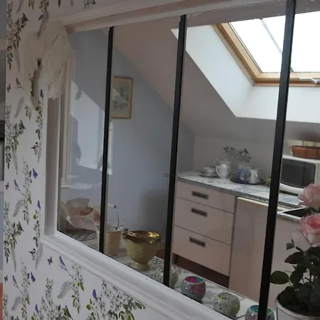 L'Orangerie Du Chateau - Le Nid - Gite 2 Personnes Brain-sur-Allonnes Exterior photo