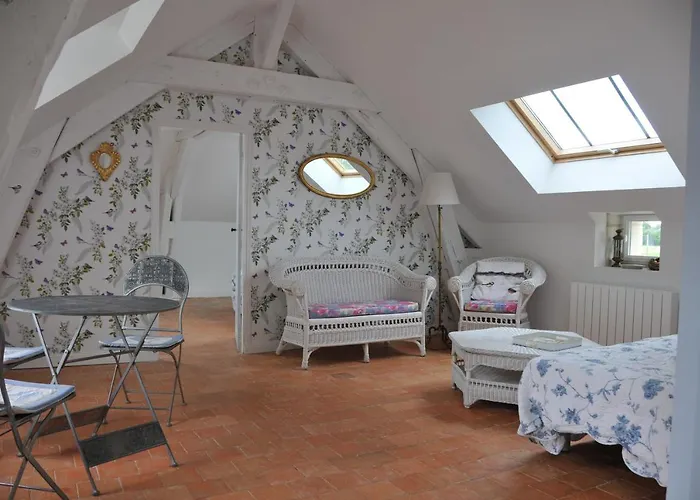 L\'Orangerie Du Chateau - Le Nid - Gite 2 Personnes